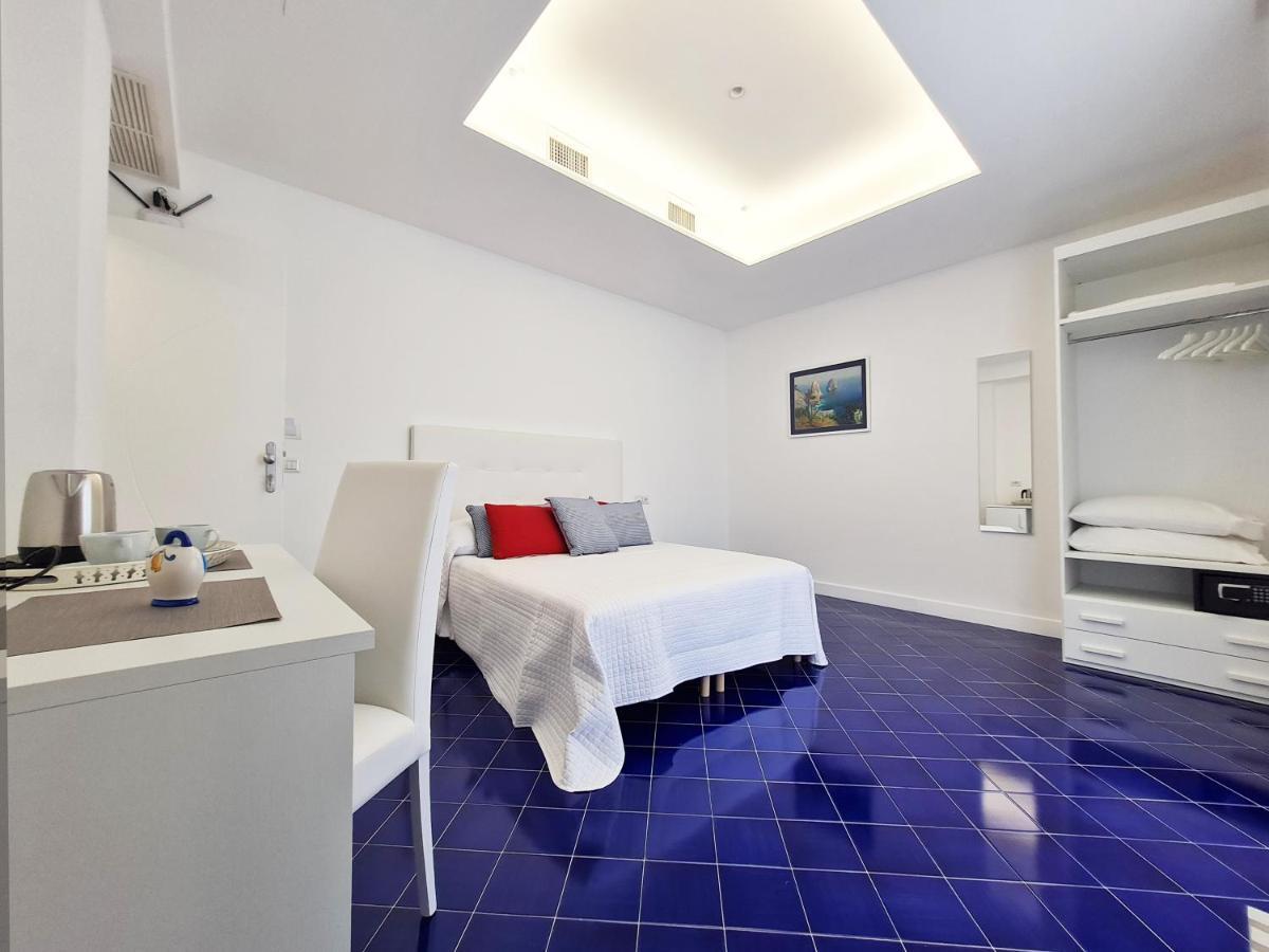 Domus Sole Bed & Breakfast Sorrento Exterior foto